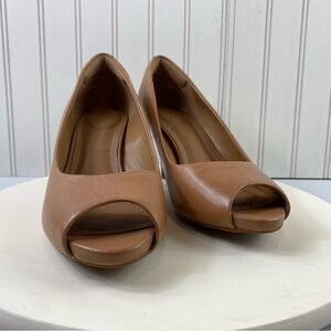 Clarks Florine Portia Tan Leather Peep-Toe Heels Sz 10